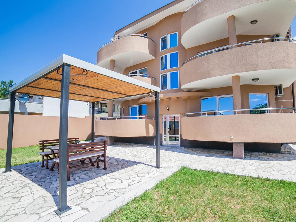 Apartments Urban Wild Котор Екстериор снимка